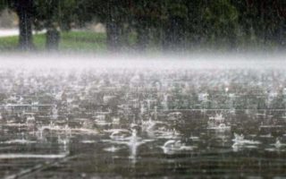Закарпатцям знову прогнозують  сильні дощі, грози, град, а також підвищення рівнів води