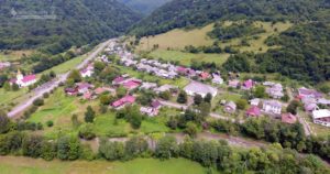 Дача Медведчука, лінія з’єднання Закарпатської та Львівської областей – Воловеччина з висоти пташиного польоту!