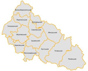 Ужгородський, Мукачівський, Хустський, Тячівський або Рахівський? На Закарпатті залишаться тільки чотири райони