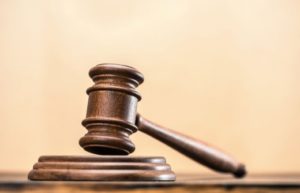 На Закарпатті засуджено до 5,5 років позбавлення волі експосадовця ДСНС, спійманого на хабарі