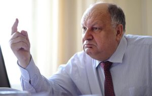 Я звертаюсь до очільників держави! Не можете придумати, то змавпуйте з Росії, Польщі, Угорщини, – Павло Гриценко, директор Інституту української мови НАН України