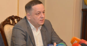 Володимир Зеленський звільнив закарпатця з посади начальника Головного слідчого управління СБУ