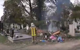 У Мукачеві горить найбільший цвинтар (відео)