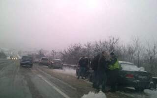На трасі Ужгород-Мукачево зіткнулися 5 автівок