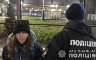 У Києві затримали двох закарпаток, які грабували перехожих