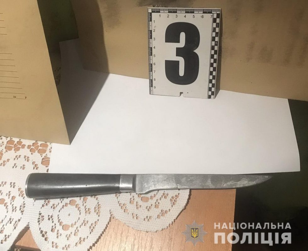 У Мукачеві 49-річна жінка одним ударом вбила співмешканця