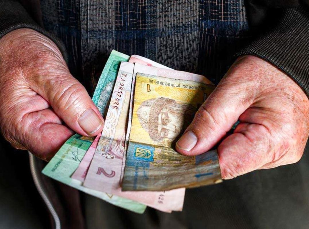 Закарпатські пенсіонери з травня отримають більшу пенсію