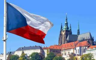 Чехія почала видавати робочі візи українцям