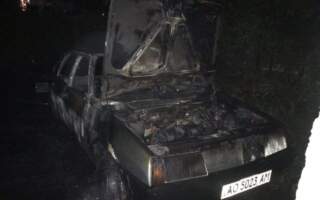 В Ужгороді підпалили авто представнику Баранинської ОТГ (фото, відео)