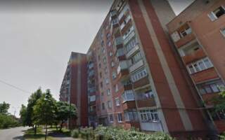 У Мукачеві 14-річна дівчинка вистрибнула з вікна 7-го поверху