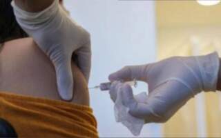 Україна домовилася з китайцями про поставки 1,9 мільйона доз вакцини проти COVID-19: Кого провакцинують першим і за яку суму?