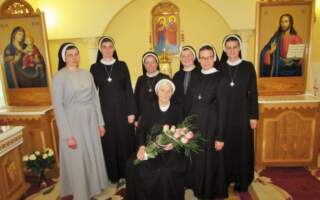 102-річна монахиня. Сестра Василіанка, яка пережила підпілля і знала Августина Волошина, святкує день народження