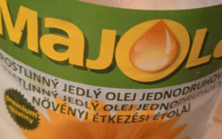 “Ось Вам українська олія в Чехії”, – у мережі показали українську олію, яка коштує за кордоном у два рази дешевше