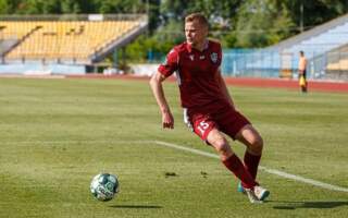 Пуканич і ще п’ять футболістів продовжили контракти з «Ужгородом»