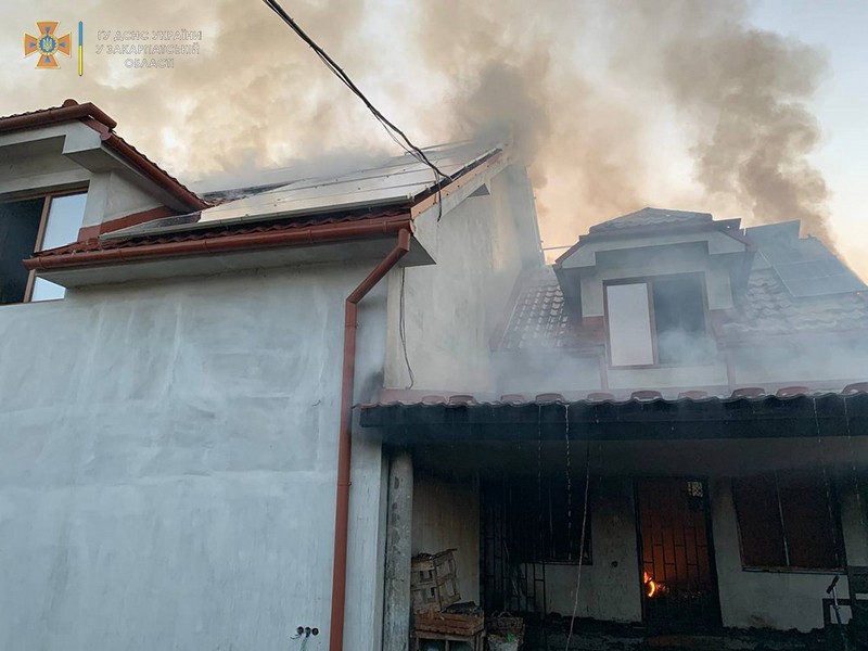 Показали наслідки масштабної пожежі на Закарпатті (ФОТО. ВІДЕО)