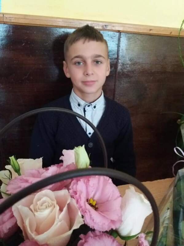 У мережі опублікували фото 12-річного хлопчика, який загинув у страшній ДТП на Закарпатті (ФОТО)
