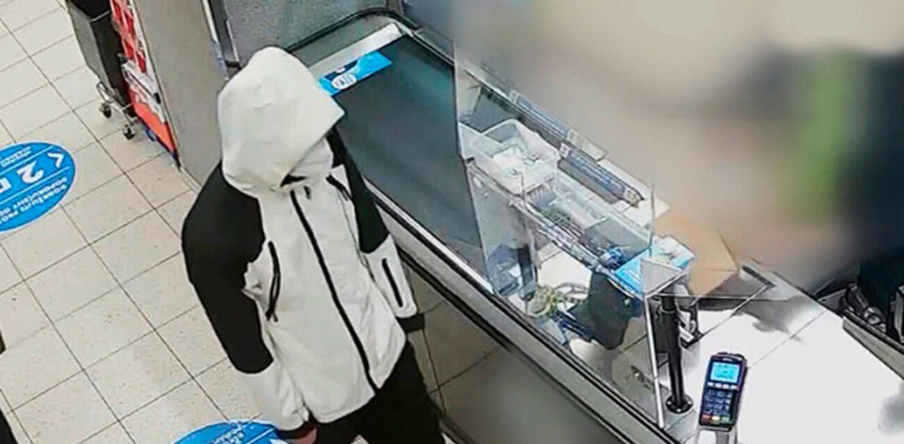 Курйоз: Невдале пограбування супермаркету у Празі (ВІДЕО)