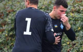 Перелом кісток носа зі зміщенням:  відомий футболіст із Мукачева, який виступає за Динамо Київ, отримав травму під час матчу