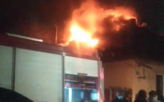 Масштабна нічна пожежа на Закарпатті: Згорів будинок директора обласного телеканалу (ВІДЕО)