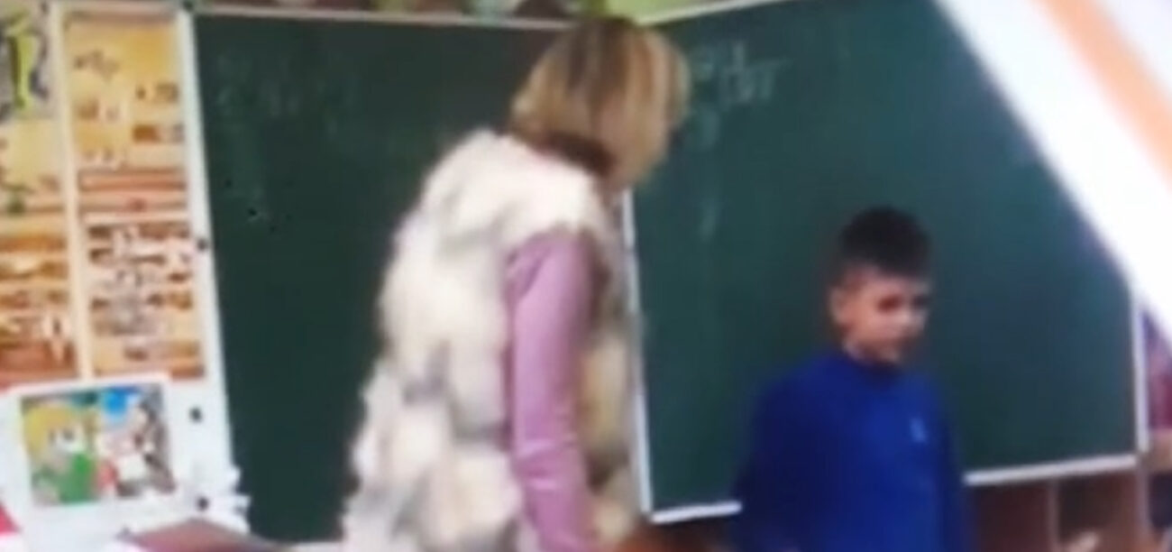 Написала заяву на звільнення, – вчителька з Рахівщини, яку відзняли на відео, як вона знущається над четвертокласником, написала заяву за власним бажанням