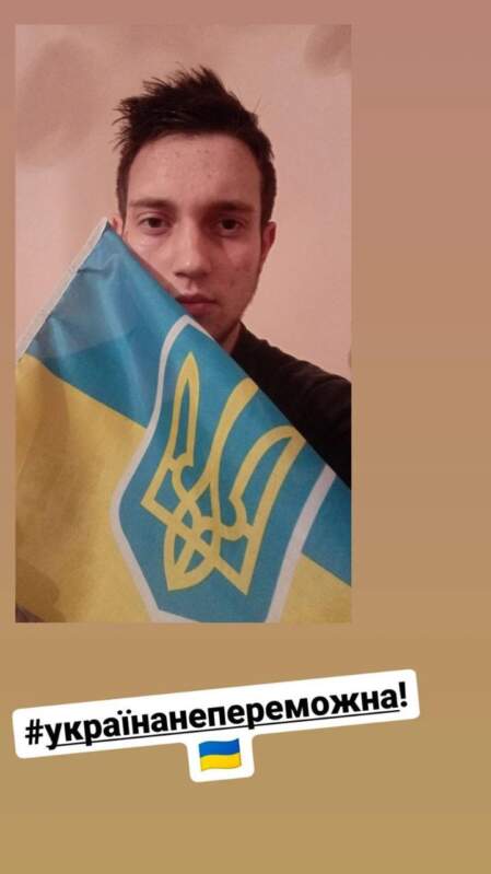Викладачі та студенти відділення журналістики розпочали флешмоб #УкраїнаНепереможна! (ФОТО)