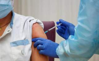 На Закарпатті триває вакцинація від COVID-19