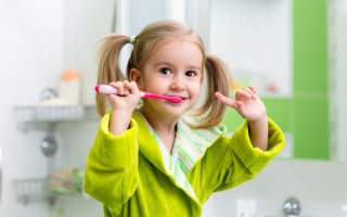 Як вибрати зубну щітку для дитини