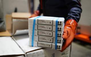ЮНІСЕФ доставив в Україну 2,3 млн доз вакцини Pfizer за підтримки США (ФОТО)