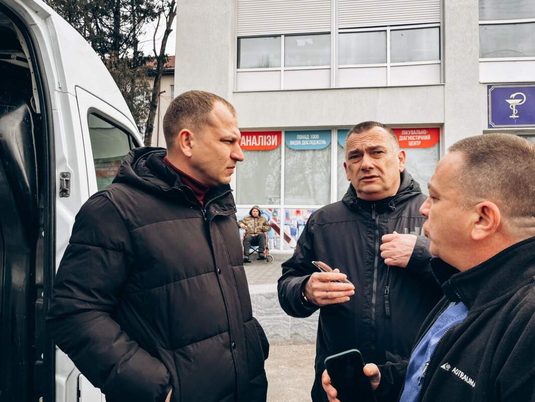 Медичні вироби: елементи для протезування, допоміжні інструменти та витратні матеріали на загальну суму понад 5 млн грн отримала Ужгородська міська багатопрофільна клінічна лікарня (ФОТО)