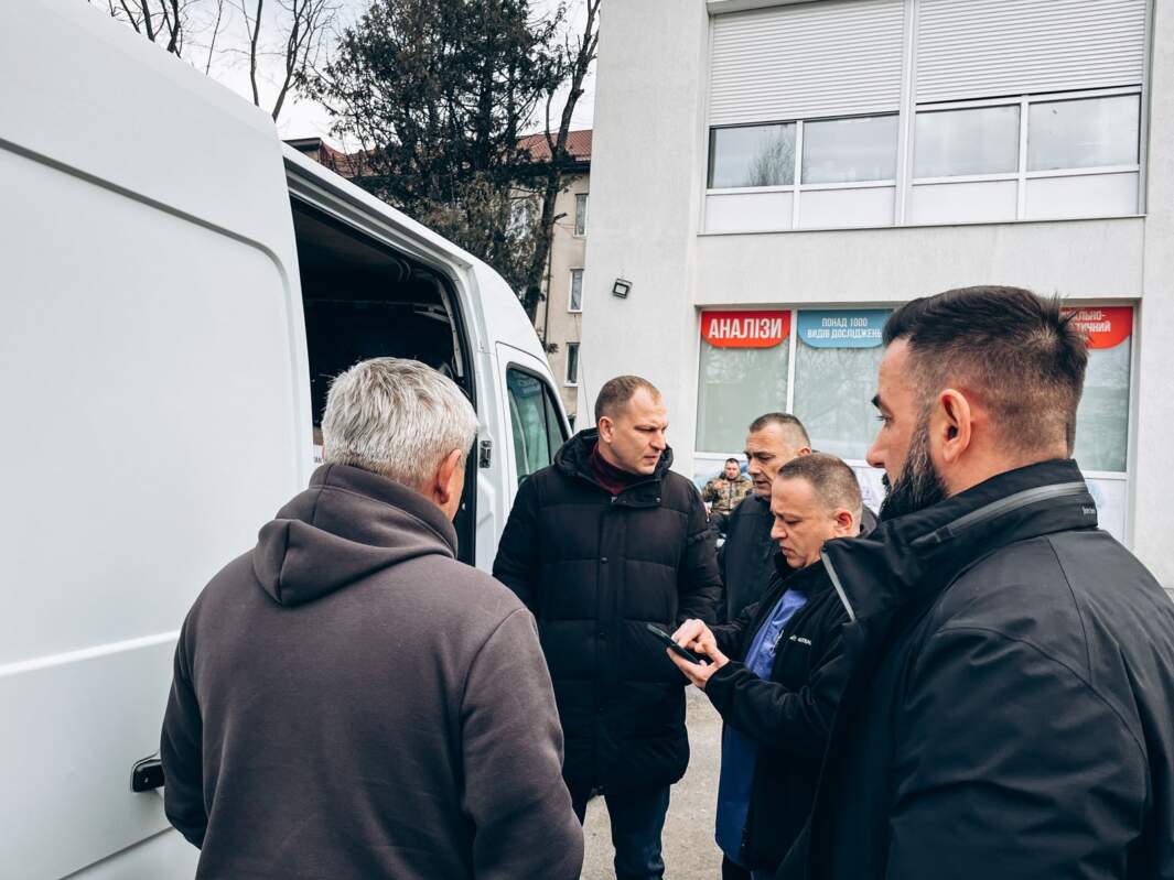 Медичні вироби: елементи для протезування, допоміжні інструменти та витратні матеріали на загальну суму понад 5 млн грн отримала Ужгородська міська багатопрофільна клінічна лікарня (ФОТО)