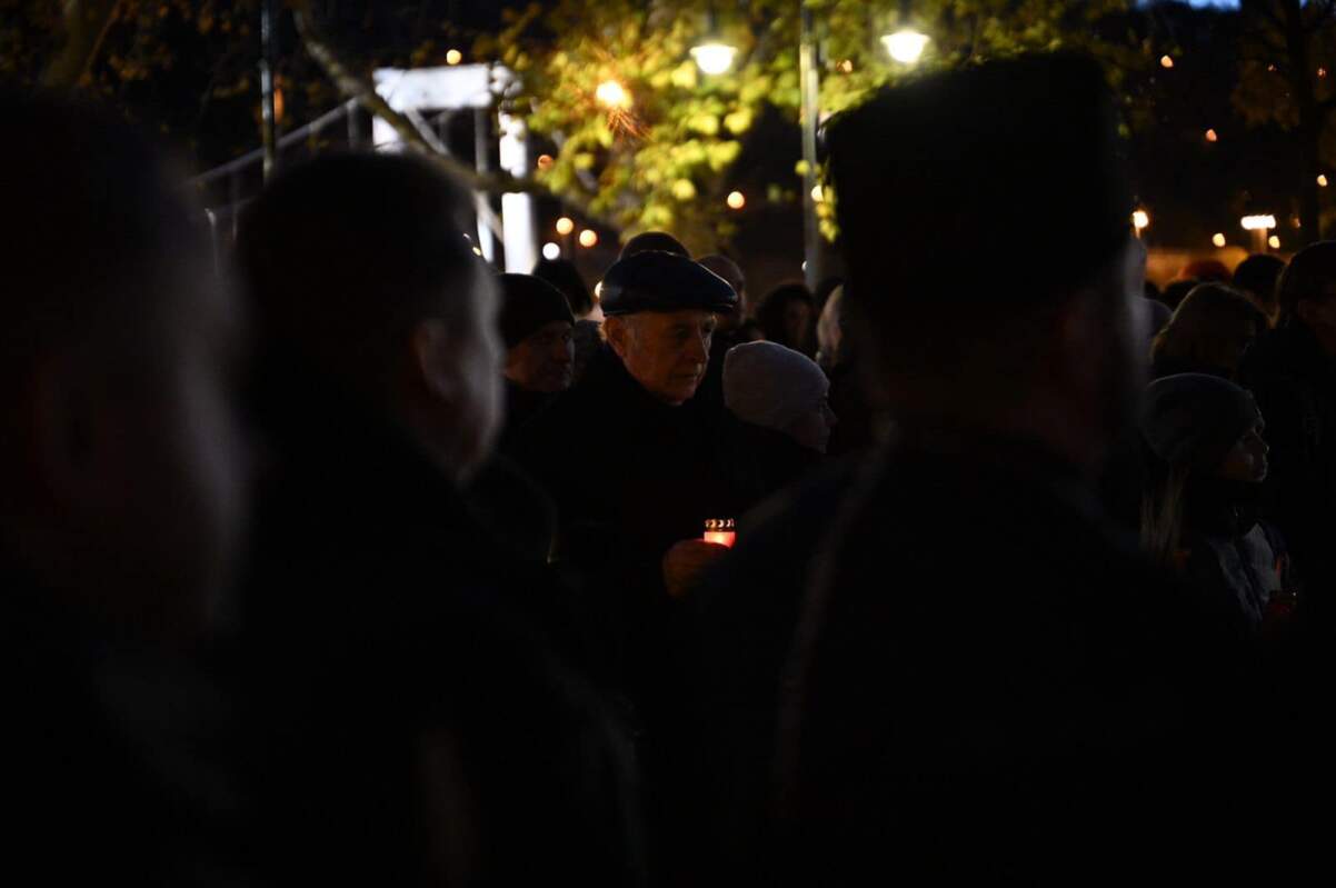 Керівництво Закарпатської ОВА в Угорщині вшанувало памʼять мільйонів українців, які стали жертвами голодоморів (ФОТО)